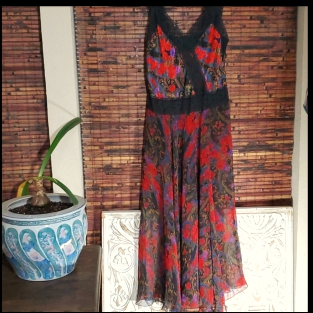 Vintage Gold Label Victoria's Secret Sheer Paisley